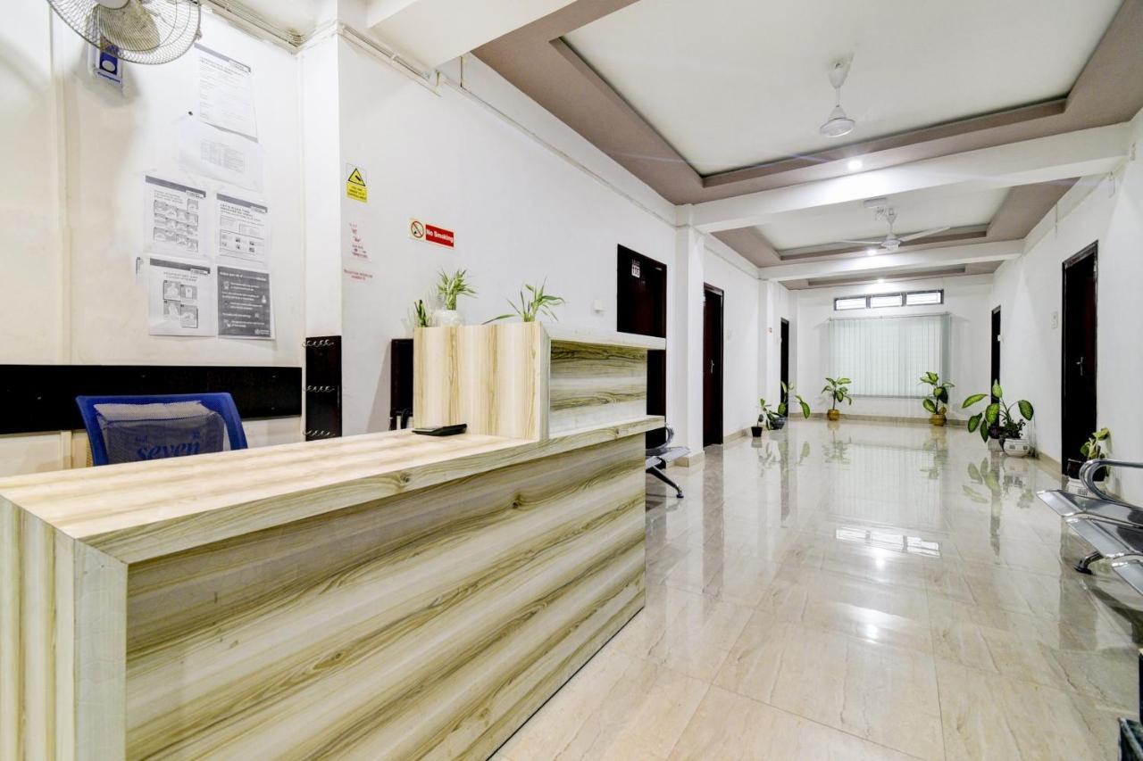 Oyo 80488 Mi Casa Homestay 古瓦哈提 外观 照片